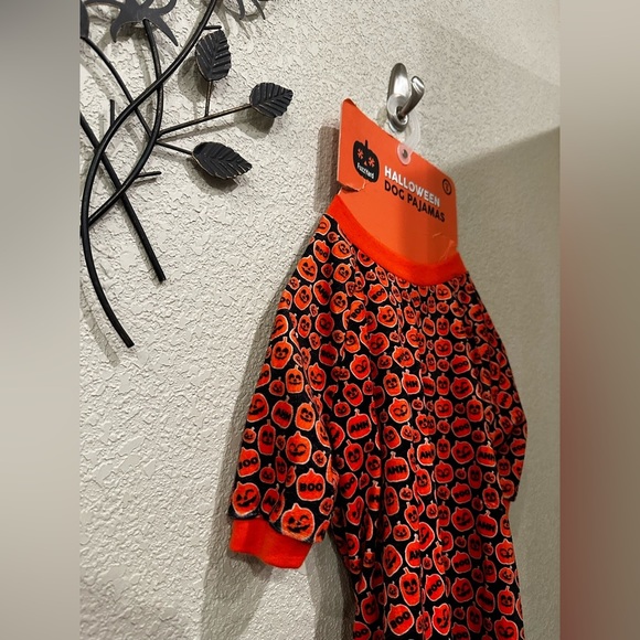 NWT Fuzz Yard Dog Halloween Costume Pajamas Jack-O-Lantern Black Orange - Picture 2 of 8